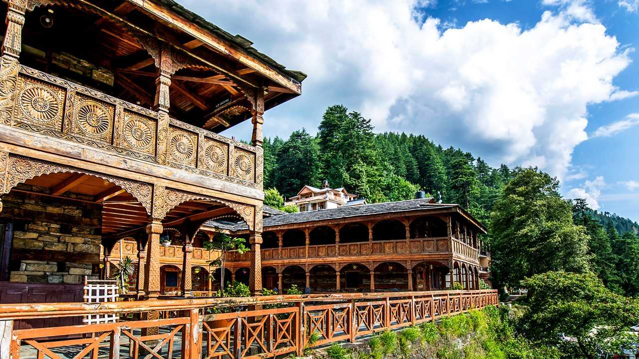 Naggar Castle