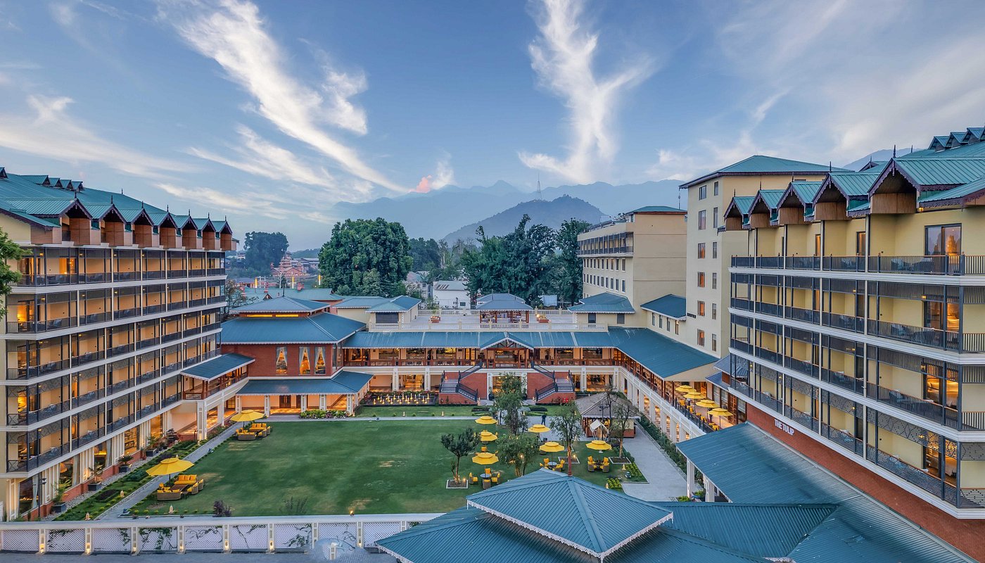 Radisson Collection Hotel & Spa Riverfront, Srinagar