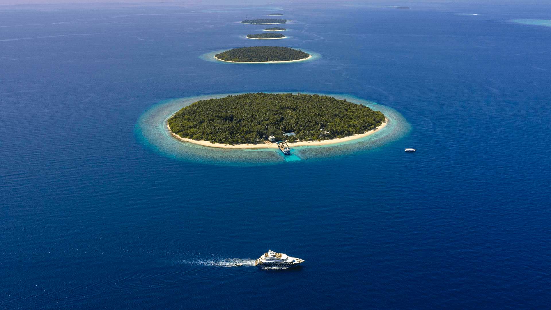 Island Hopping Maldives